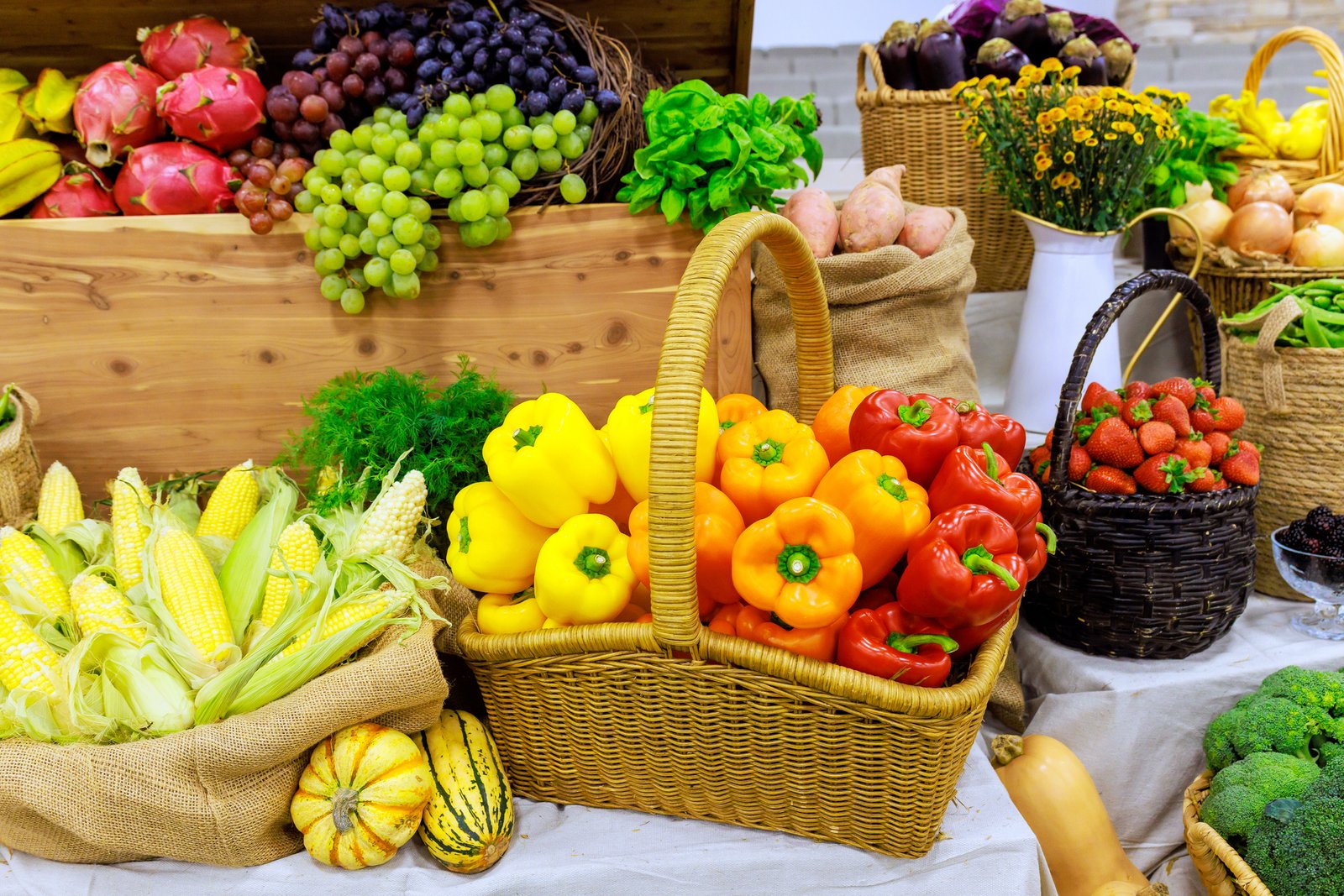 The Benefits of Eating Seasonal Fruits and Vegetables